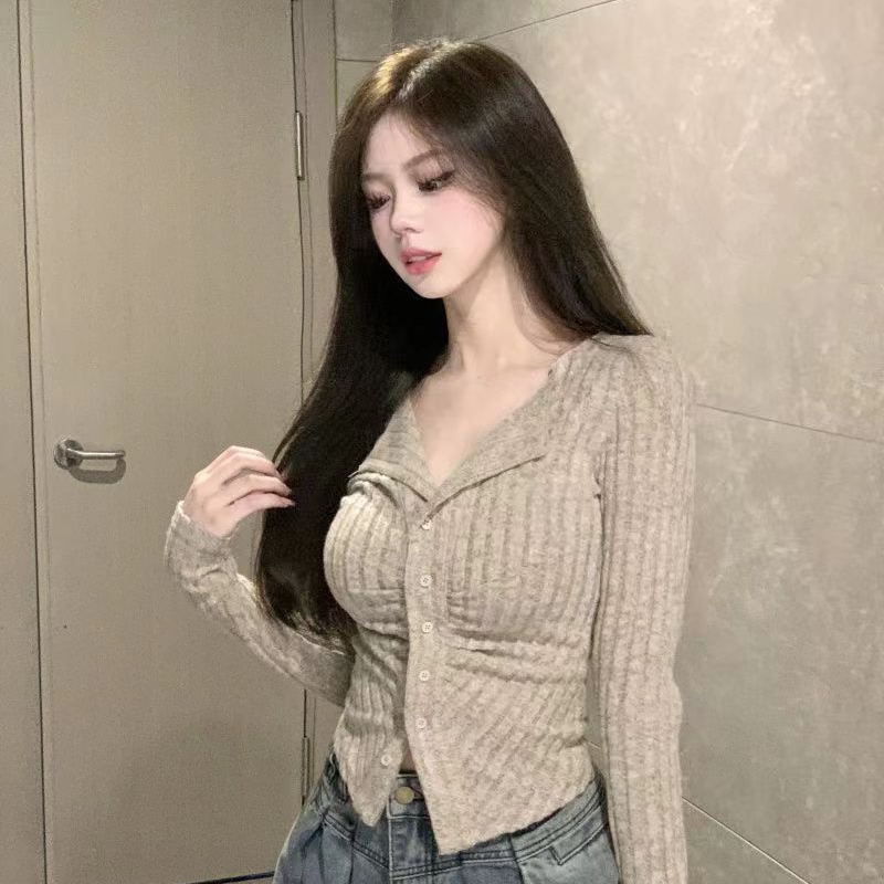 复古竖条纹针织衫外套女春秋气质软糯修身显瘦纽扣开衫个性上衣潮