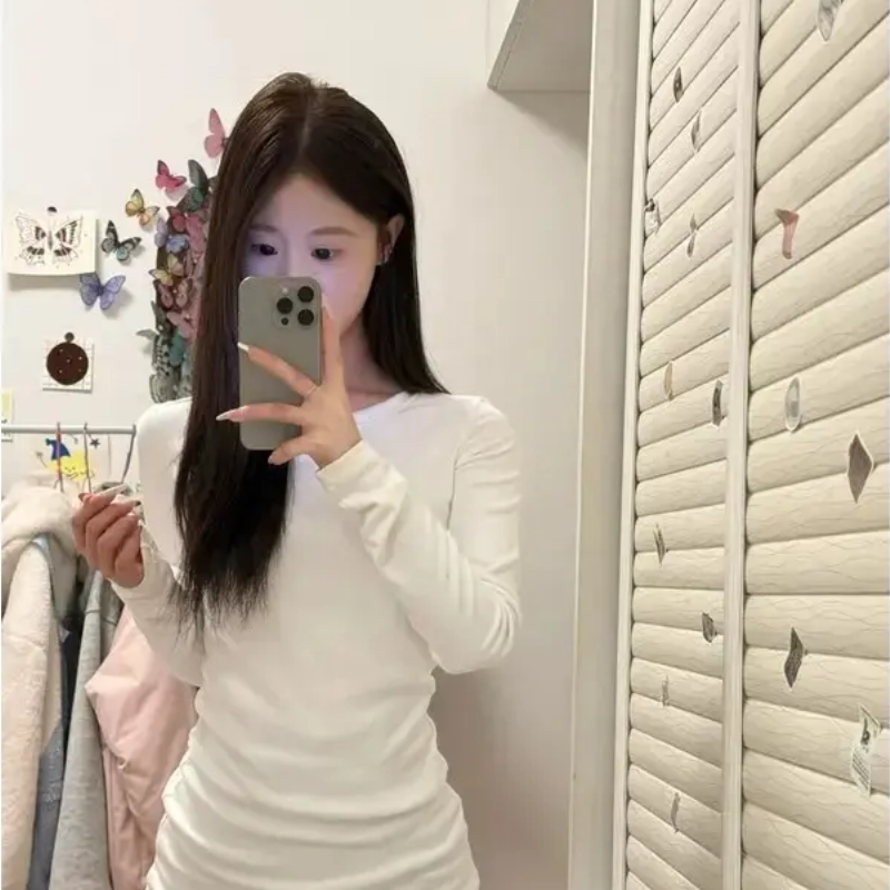 超好看德绒保暖收腰打底女2026秋季圆领长袖T恤修身辣妹设计上衣