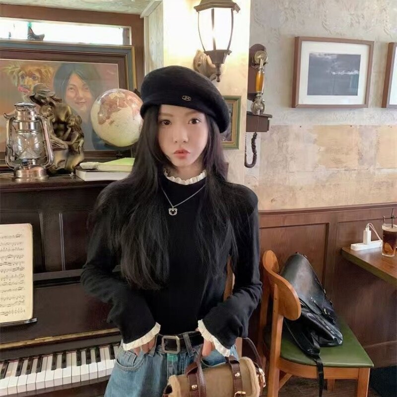 蕾丝花边半高领长袖T恤衫女秋冬季2026新款设计感修身打底衫上衣