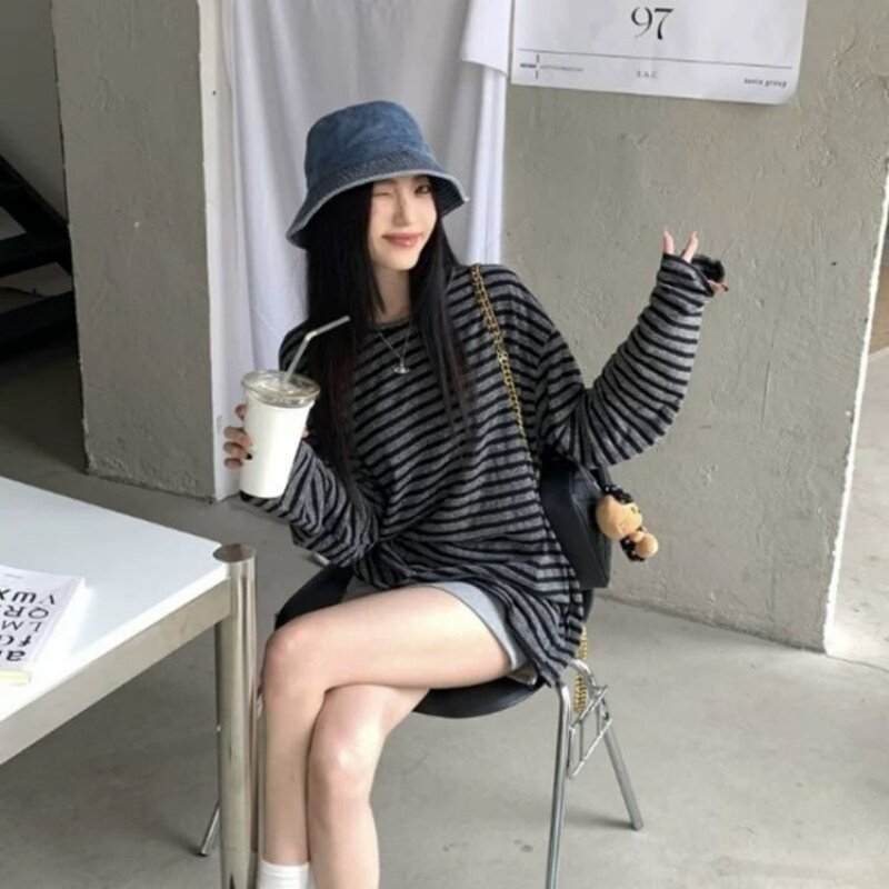 复古慵懒风宽松圆领chic春秋季新款打底衫美式条纹t恤女长袖上衣