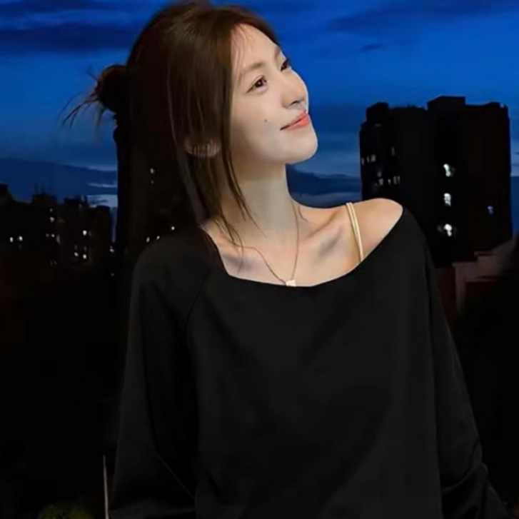 韩系斜领露肩长袖t恤女秋季新款设计感辣妹百搭宽松显瘦遮肉上衣