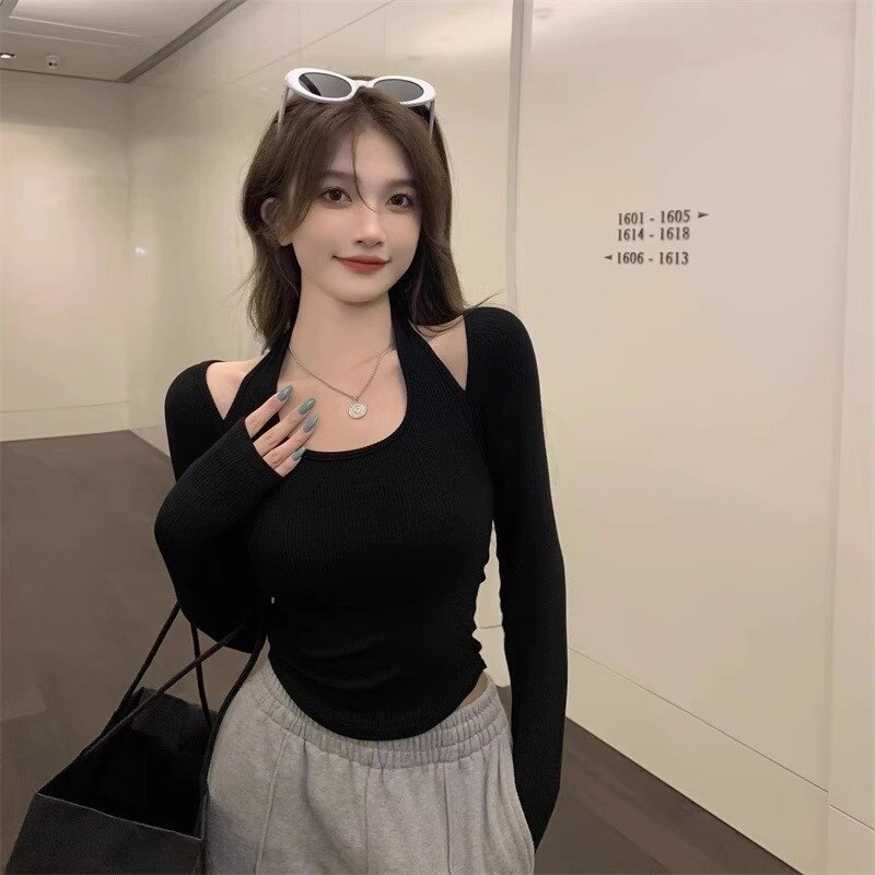 纯欲风辣妹性感露肩长袖t恤女春秋新款修身短款挂脖打底衫上衣ins