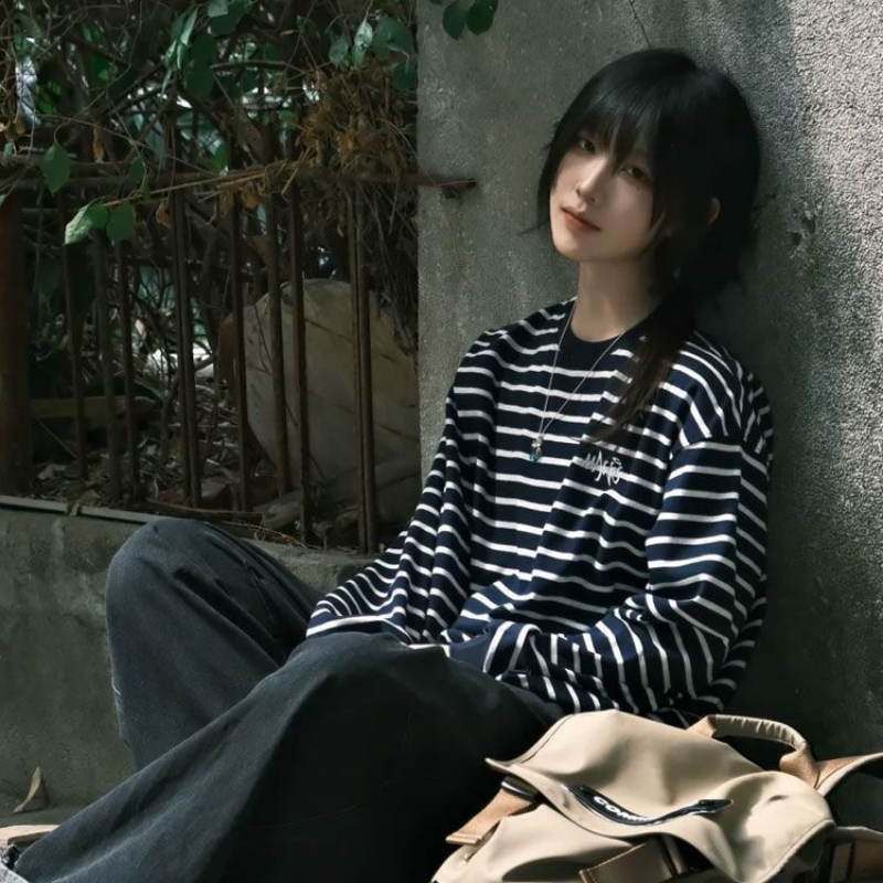 字母刺绣圆领条纹长袖T恤女秋季新款百搭宽松休闲设计超好看上衣
