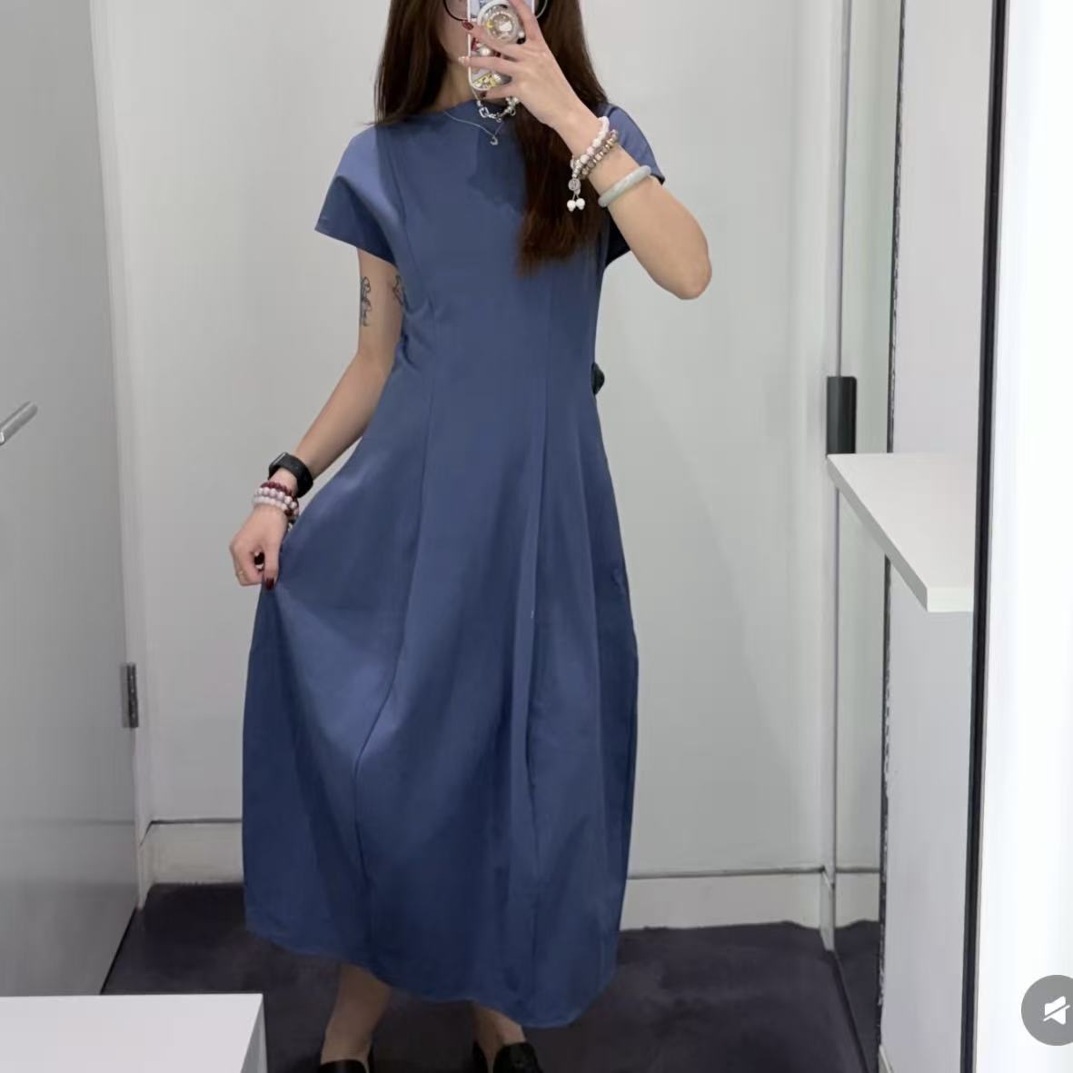 C*S女装 2026春季新品标准版型针织中长短袖连衣裙蓝色1327019002