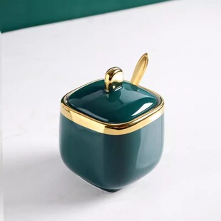 厨房调味罐陶瓷单罐调料收纳罐盐罐辣椒调料罐糖罐子方形金边带盖