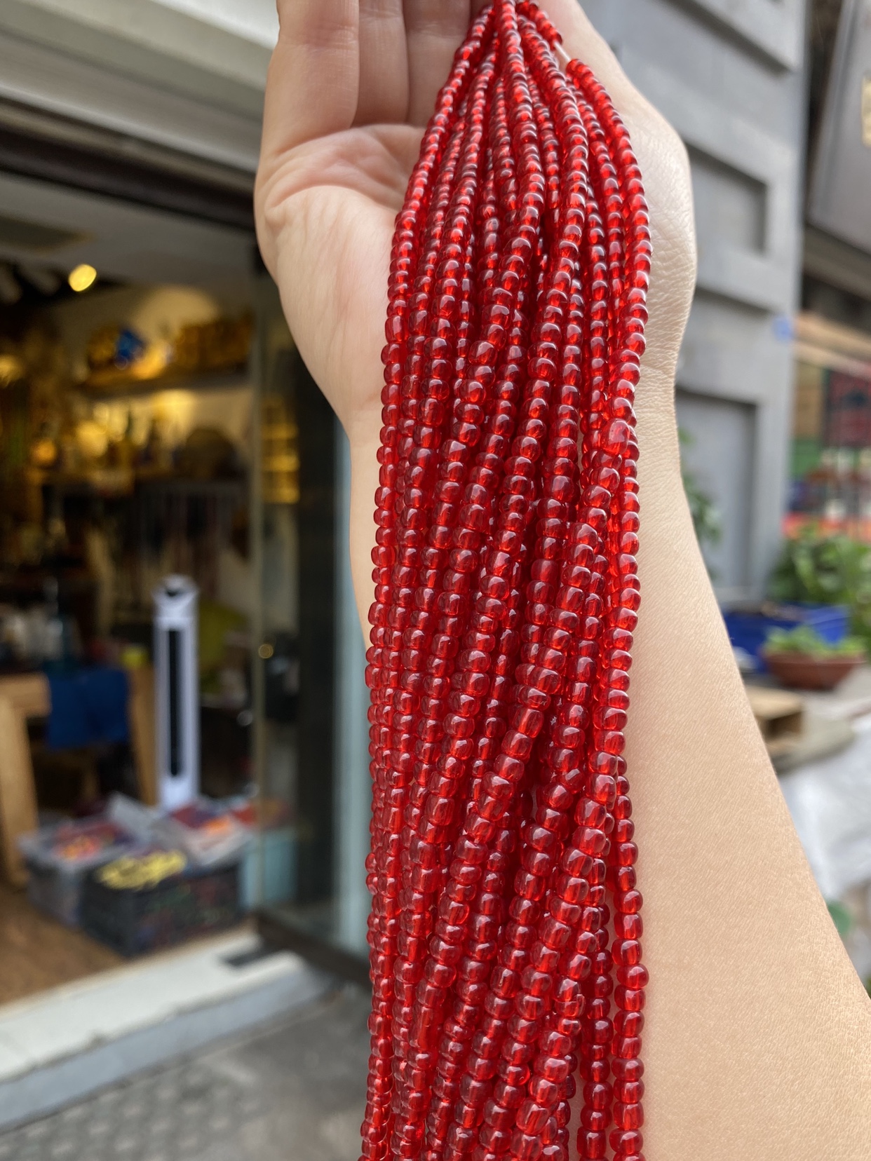 博山老琉璃珠子4mm亮红色DIY散珠配件不规则米珠门帘隔珠500g
