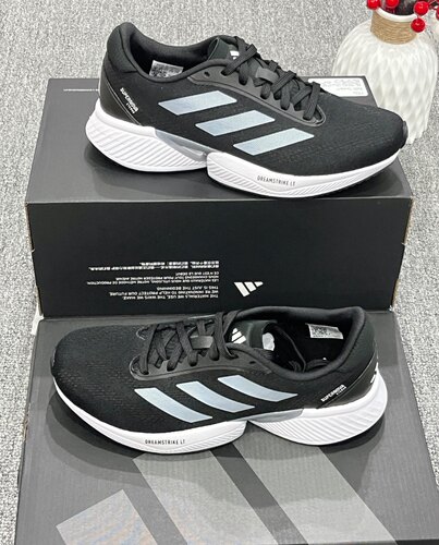 adidas 阿迪达斯正品男女鞋低帮运动鞋跑步鞋黑色IH0440