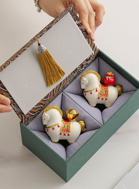 马上发财办公室精品茶宠创意招财转运居家摆件公司年会活动伴手礼