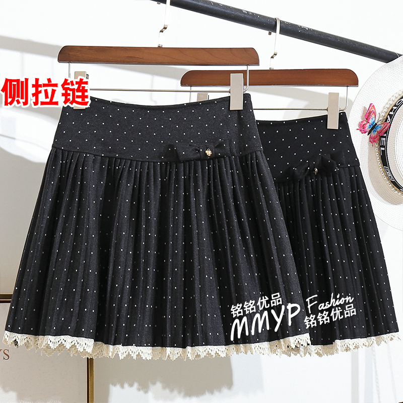 波点蝴蝶结花边百褶短裙