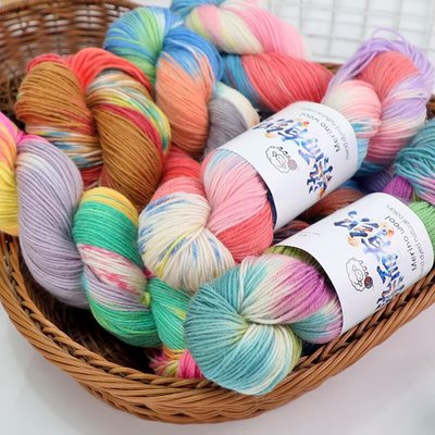 多巴胺手染渐变色毛线段