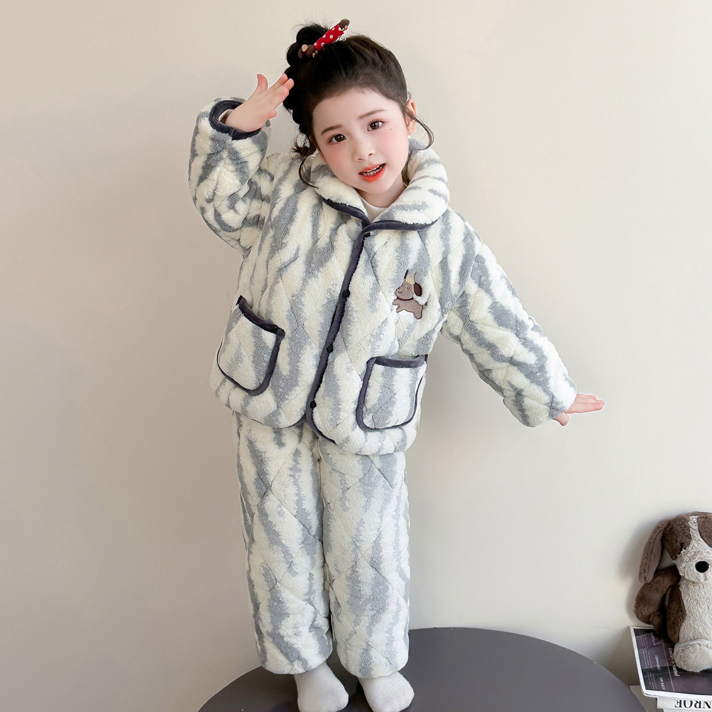 儿童珊瑚绒卡通小狗绣花三层夹棉加厚家居服套装女童保暖冬季睡衣,童装/婴儿装/亲子装,家居服套装,淘宝优惠券,粉丝福利购,淘宝优惠卷