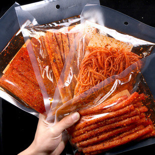 思乡山网红辣条魔鬼辣组合辣丝辣棒辣片麻辣零食休闲小吃125g*4包