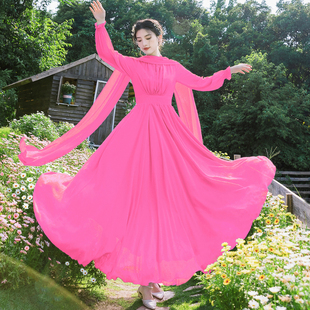 旅行拍照好看的复古粉红色雪纺连衣裙女别致惊艳大摆长款裙子飘带