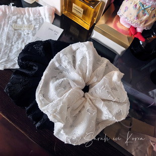 Korea韩国 苏家立体刺绣暗纹黑白发圈大肠圈低调温柔 Sarah