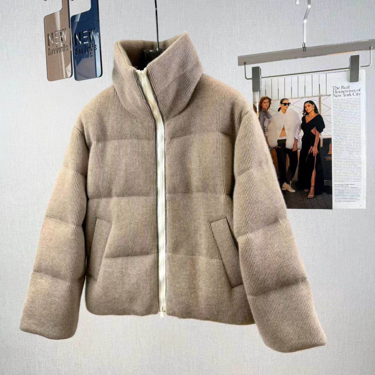 冬季立领羊绒羽绒服卡其色保暖