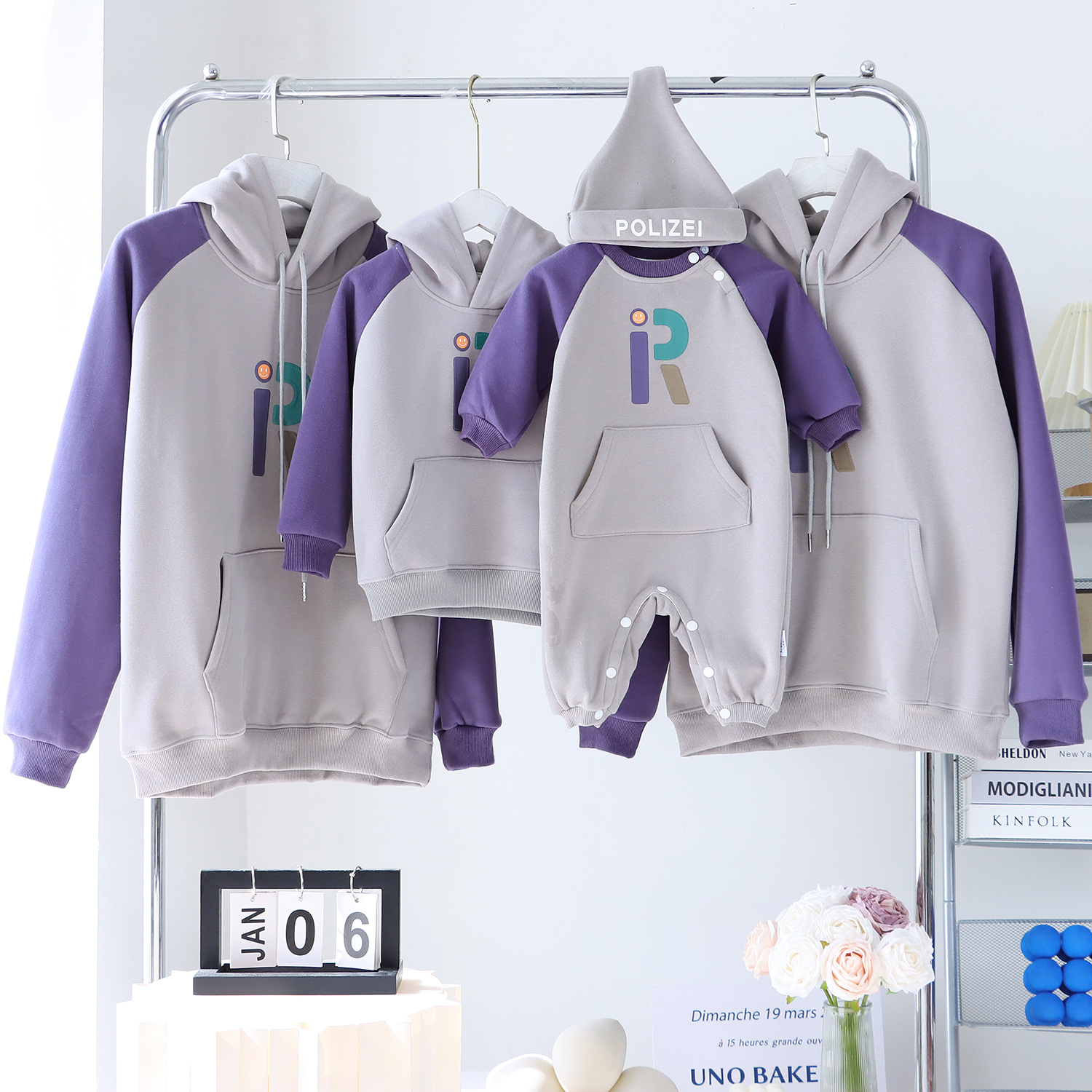 高端亲子装秋冬卫衣一家三口2025新款婴儿洋气加绒纯棉时尚母女装