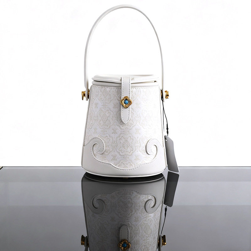 非遗宋锦水桶包 新中式斜挎包 真皮旗袍包 水桶型 手提便携,箱包皮具/热销女包/男包,水桶包,淘宝优惠券,粉丝福利购,淘宝优惠卷