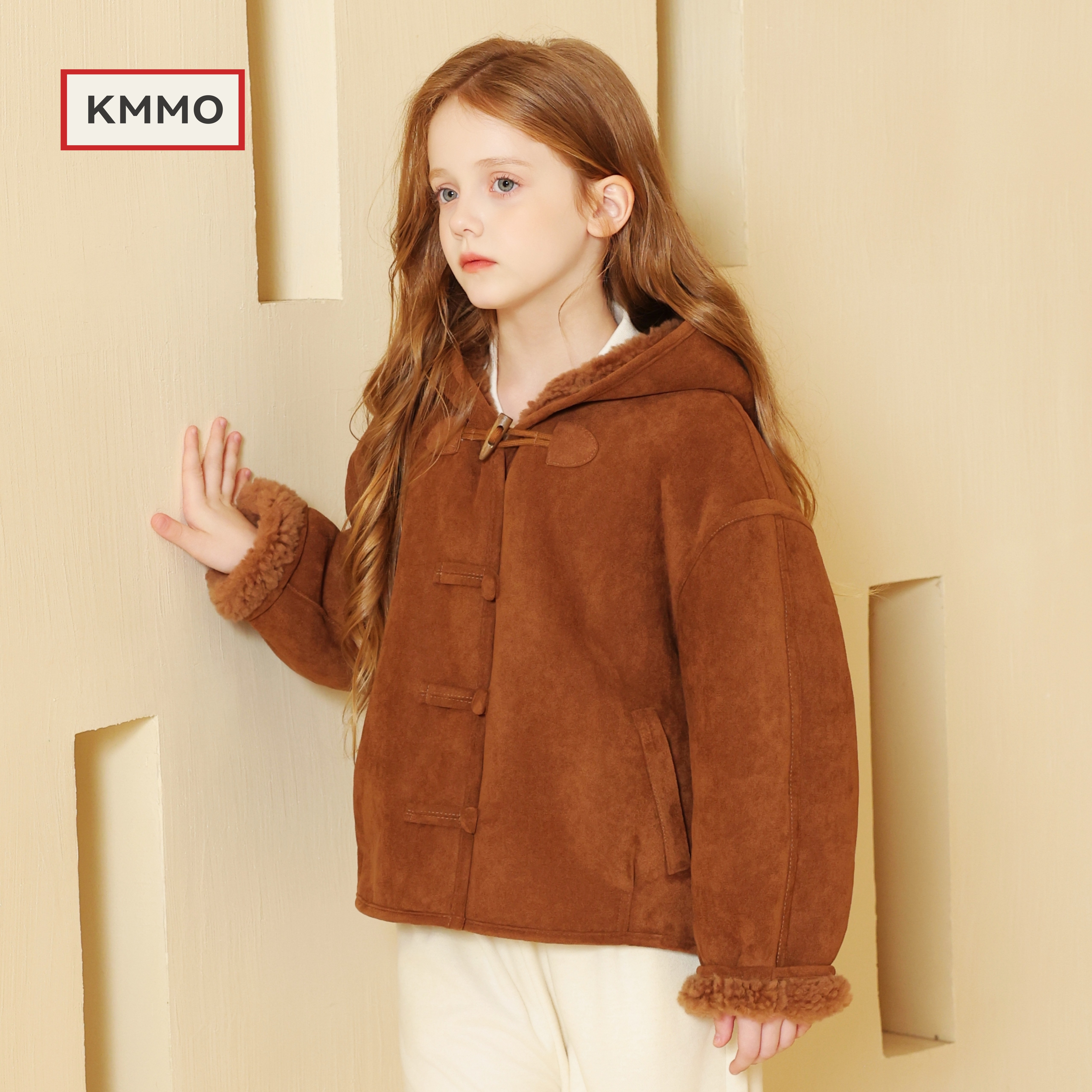 KMMO女童皮毛一体外套2026新款
