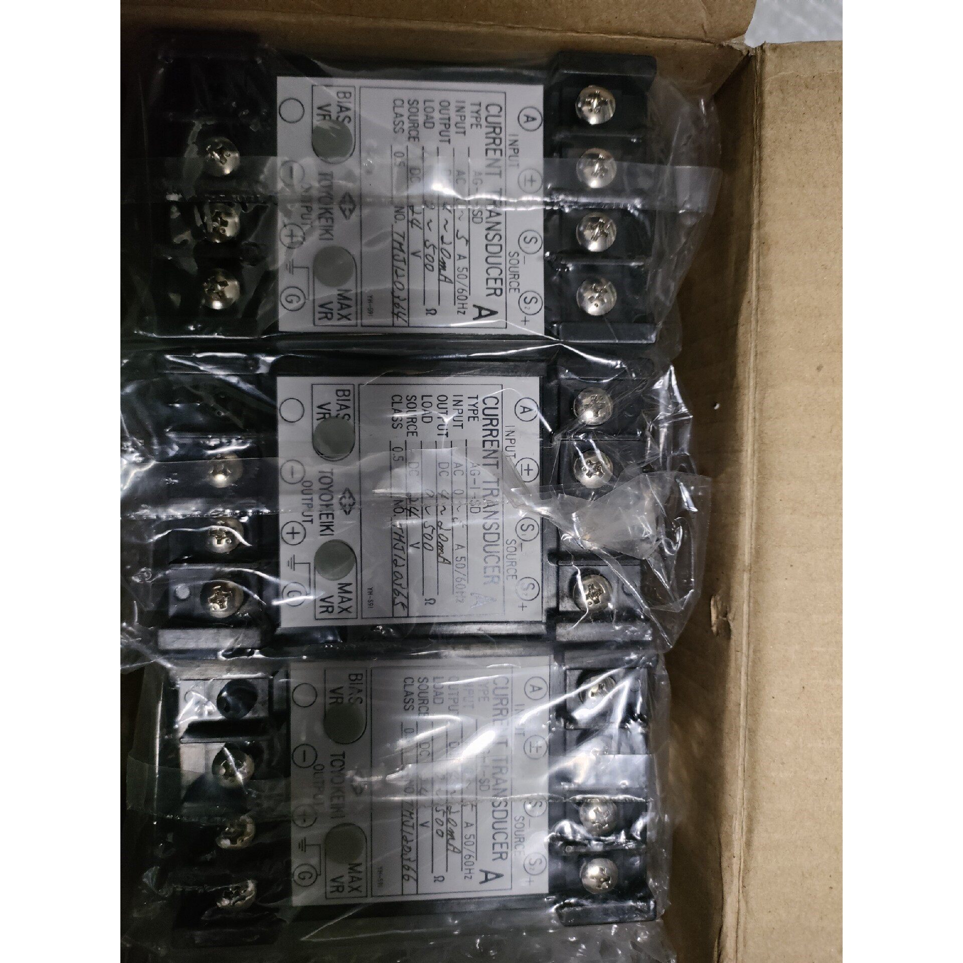 TOYO KEIKⅠ 电压变送器AG-1-SD AC0~5A50/60HZ DC24V