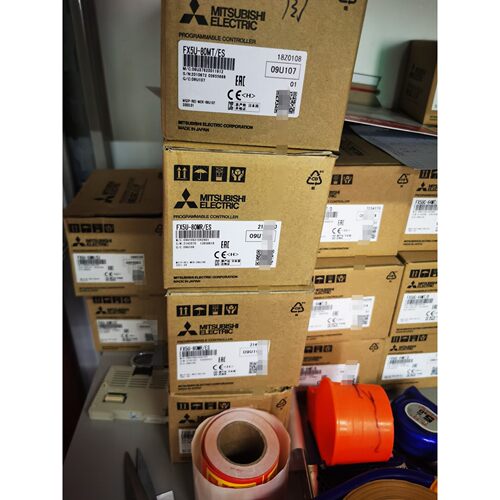 三菱FX5U-80MR/ES 低价转让!保证原装