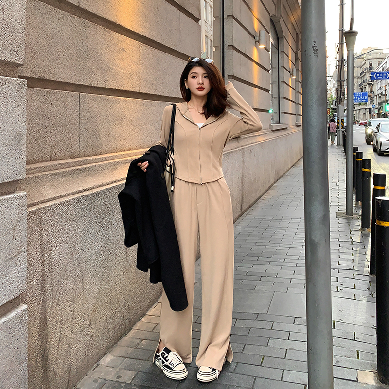 张大人大码女装胖妹妹mm显瘦时髦休闲阔腿裤奶茶色通勤时尚套装女