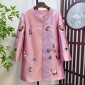 中国风元 素彩蝶飘飘刺绣款 廓形风衣外套 客订新款 多色定制