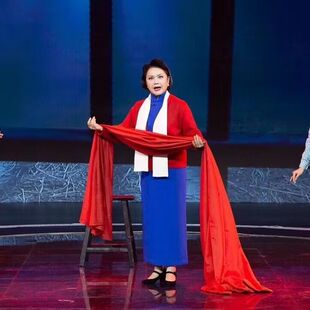 绣红旗江姐舞台演出服一整套映山红女蓝色旗袍红岩学生话剧表演服