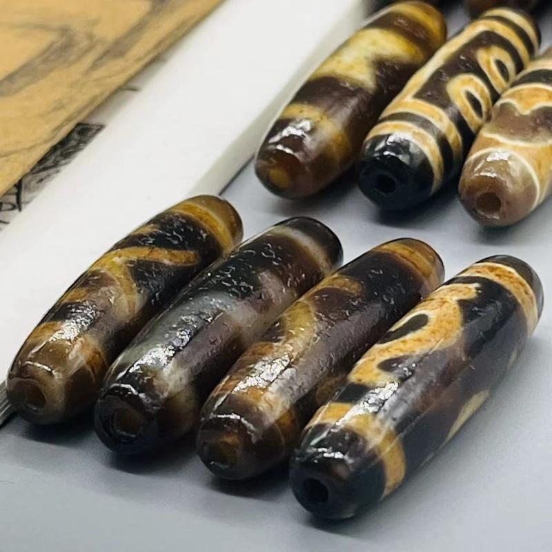 保真西藏天然玛瑙老天珠项坠吊坠