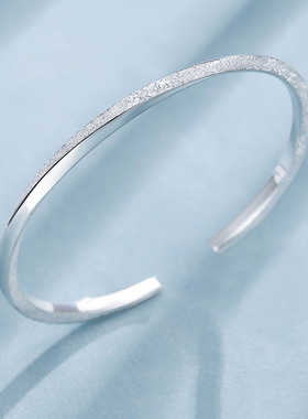 精致莫比乌斯环手镯ins小众设计感简约磨砂手环2024年夏季新款潮