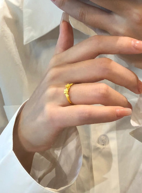 山茶花戒指女轻奢小众设计感双生花指环开口可调节秋冬新年礼物潮