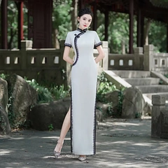 走秀旗袍女主持演出服2024年新款秋季长款修身开叉宴会旗袍晚礼服