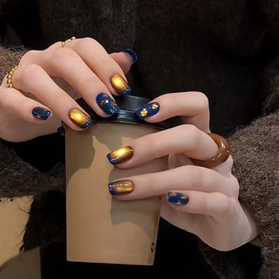 手工定制假指甲贴片成品美拉德美甲显白短款新娘孕妇新娘穿戴甲,彩妆/香水/美妆工具,穿戴甲/甲片,淘宝优惠券,粉丝福利购,淘宝优惠卷