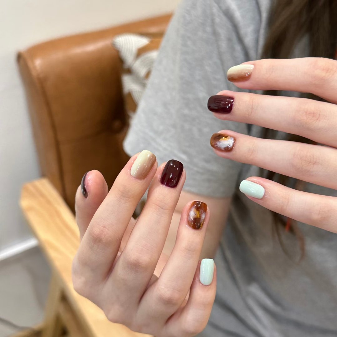 纯手工定制穿戴甲秋冬美拉德棕色孕妇美甲贴片显白假指甲可拆卸,彩妆/香水/美妆工具,穿戴甲/甲片,淘宝优惠券,粉丝福利购,淘宝优惠卷