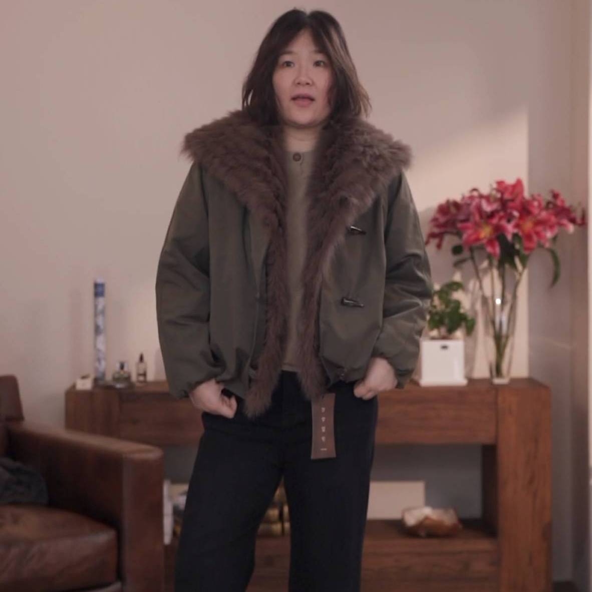 which 微胖定制【雪岭】狐狸毛羽绒服加厚保暖夹克女宽松文艺风