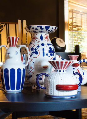 蝶陶家居花瓶设计师样板房动物系列客厅装饰品家居客厅卧室摆件