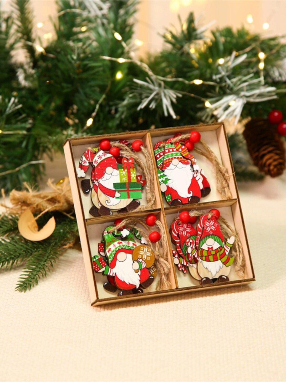 12 새로운 나무 박스형 크리스마스 장식 나무 다채로운 노인 커플 작은 펜던트 크리스마스 트리 매달려