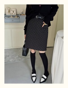 黑色波点半身裙女大码 春夏高腰毛呢包臀a字中裙胖m圆点开叉一步裙