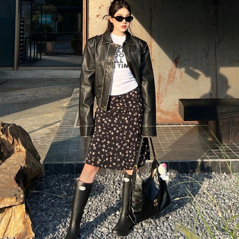 韩系ins优雅气质碎花松紧腰包臀半身裙女春夏百搭显瘦遮胯A字短裙