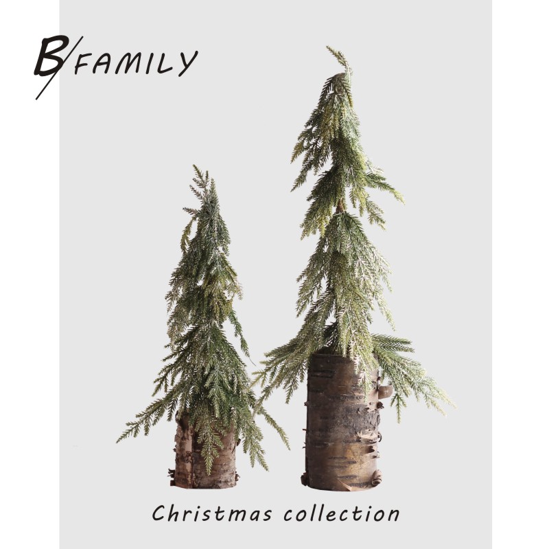 圣诞装饰品撒金树皮绿色仿真圣诞树北欧桌面摆件节日氛围陈列道具