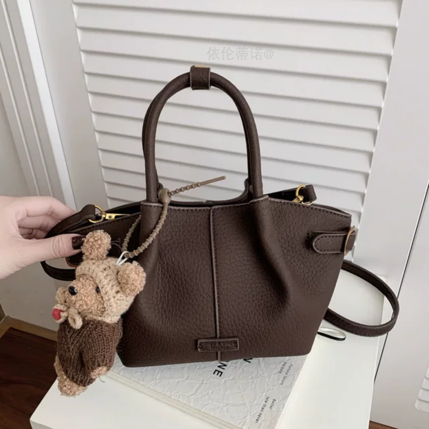 热销新款女包手提单肩腋下斜挎迷你荔枝纹小版高级感菜篮子托特包,箱包皮具/热销女包/男包,托特包,淘宝优惠券,粉丝福利购,淘宝优惠卷