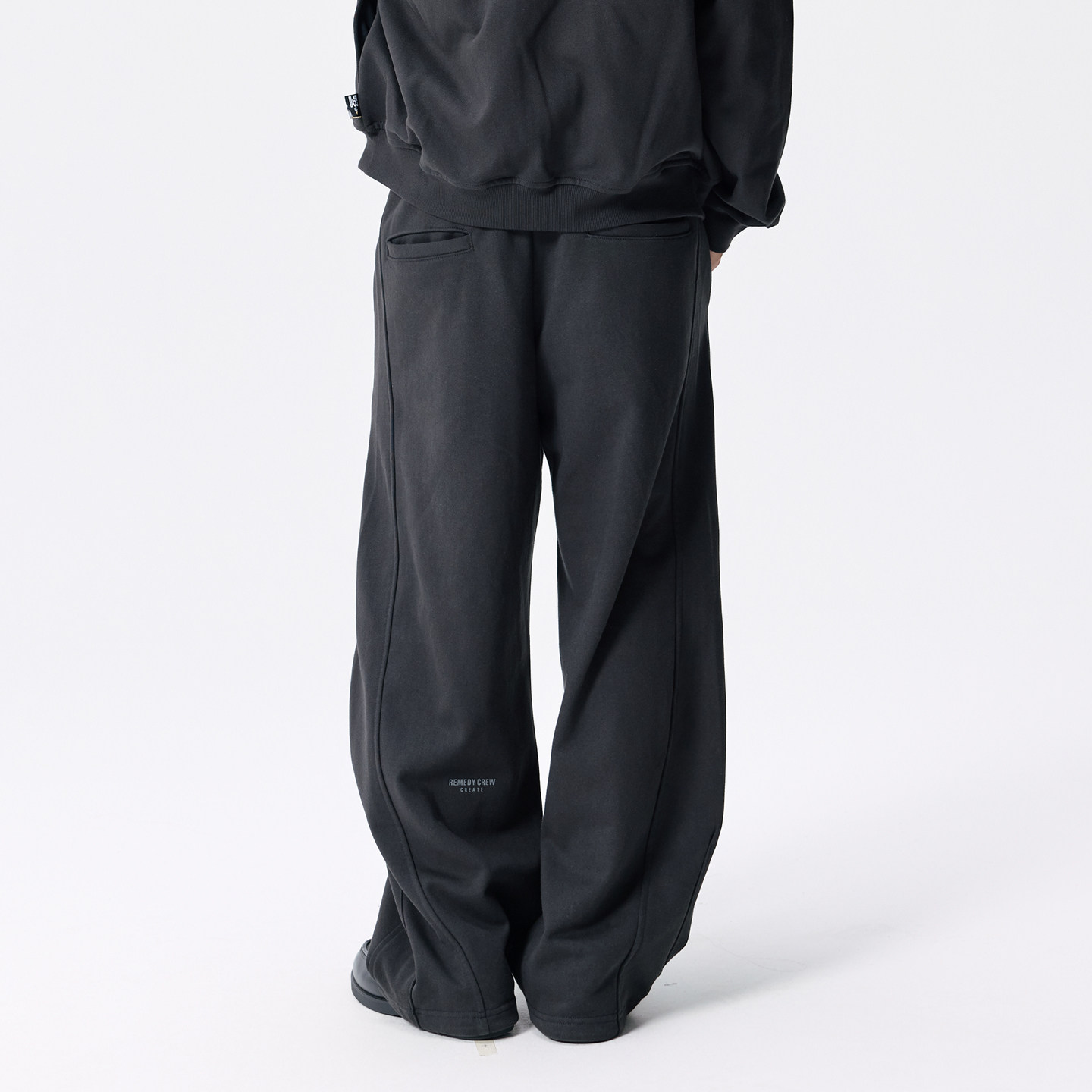 Remedy美式剪裁阔腿休闲弯刀裤男女秋季潮牌宽松直筒情侣运动卫裤