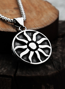 欧美玫瑰金色不锈钢太阳花吊坠