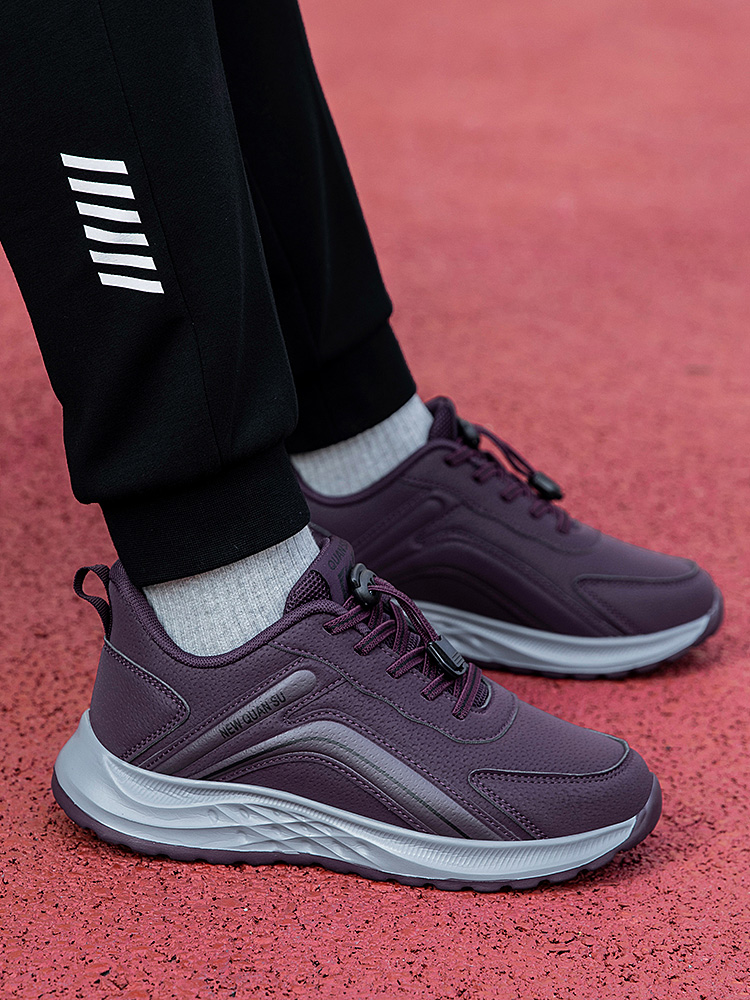 妈妈软底防滑宽松款式