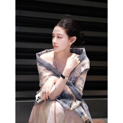 刘亦菲同款披肩女外搭2025