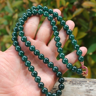 缅甸A货冰糯种满绿天然翡翠项链