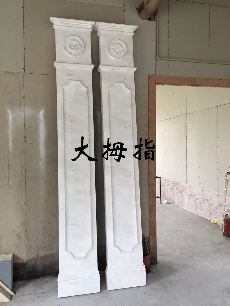 方形电视背景墙罗马柱大理石