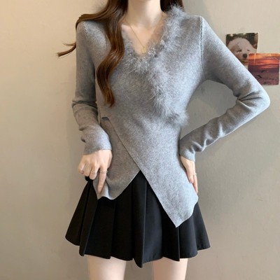 灰色毛领V领针织衫女2025新款秋冬大码胖mm不规则收腰打底衫上衣