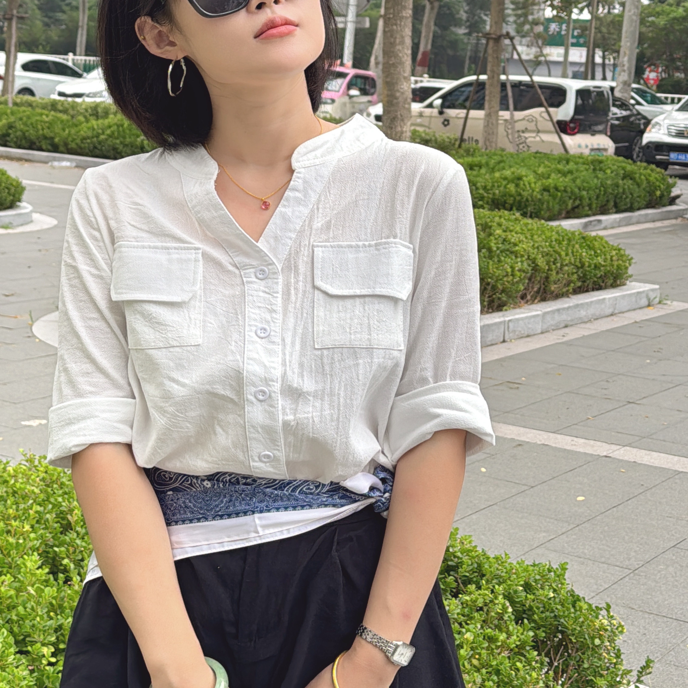 v领白色衬衫女七分袖春夏季新款宽松中袖衬衣洋气百搭学院风上衣