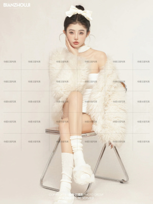 甜辣写真慵懒风影楼内搭连衣裙