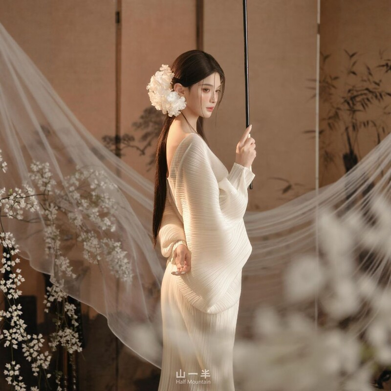 中式禅意白色温婉文艺连衣裙图片